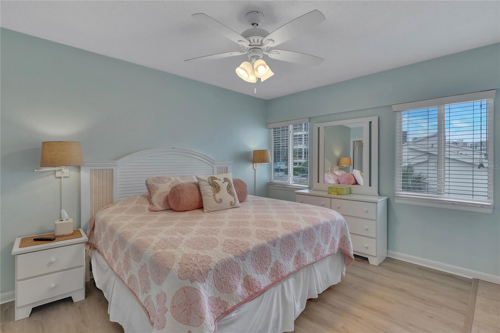 SAND KEY CONDO-BAYSIDE GARDENS I - Residential