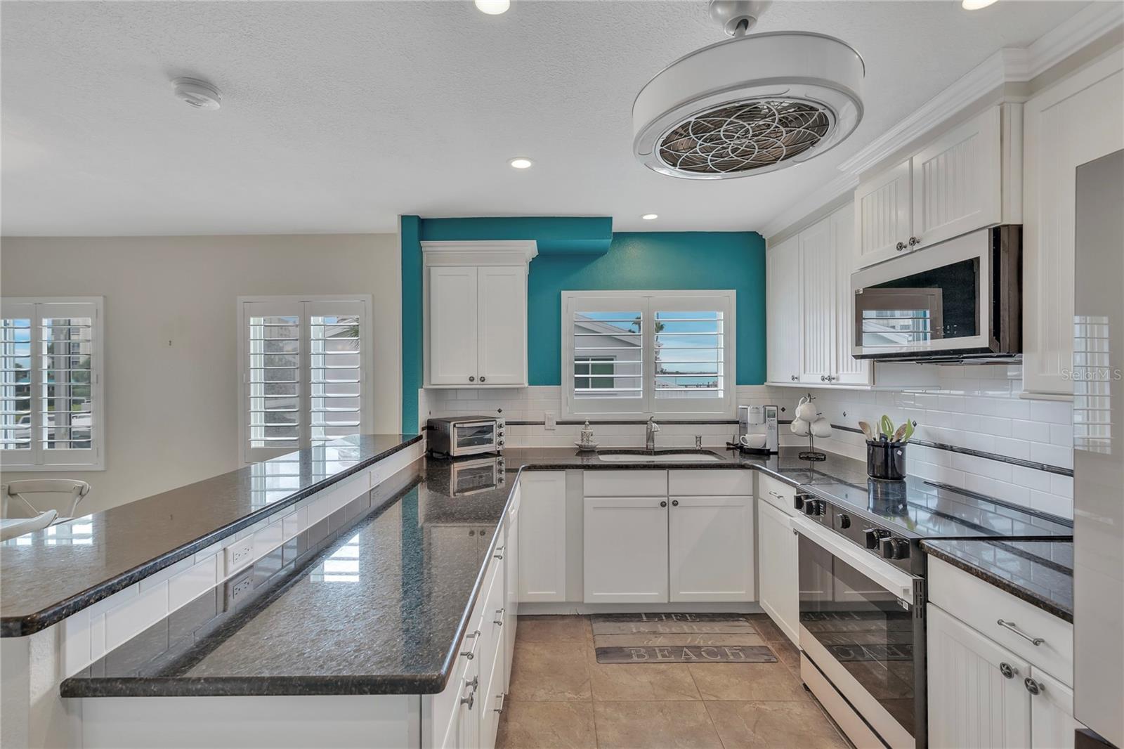 SAND KEY CONDO-BAYSIDE GARDENS I - Residential