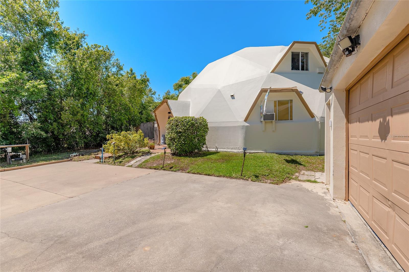 1160 N OLD MILL DRIVE