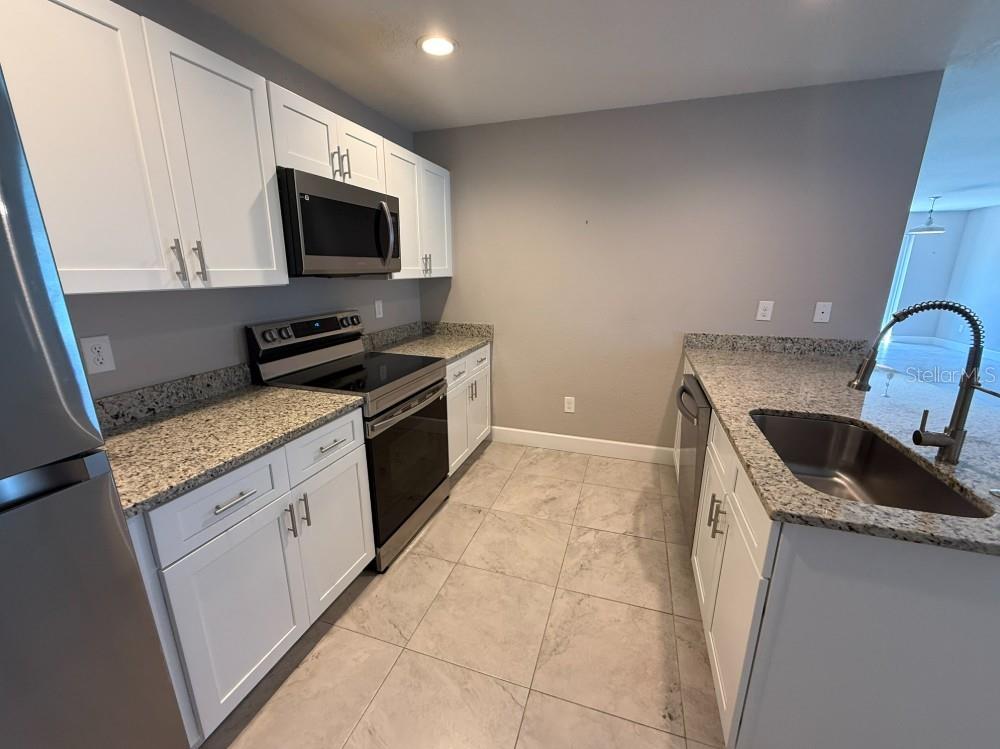 ROTONDA WEST OAKLAND HILLS - Residential Lease