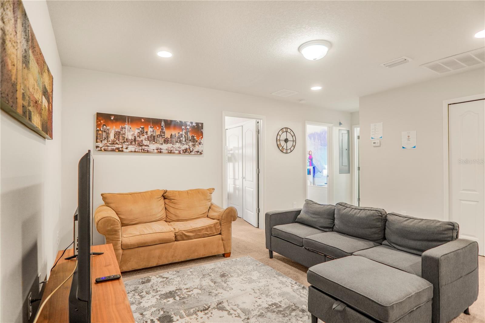 WINDSOR AT WESTSIDE PH 1 - Residential