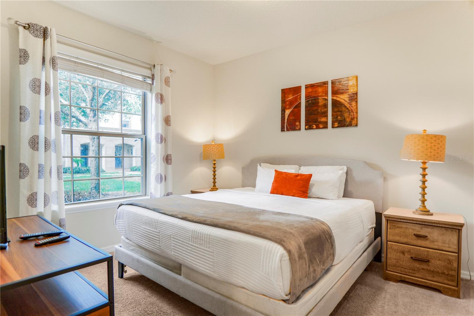 WINDSOR AT WESTSIDE PH 1 - Residential