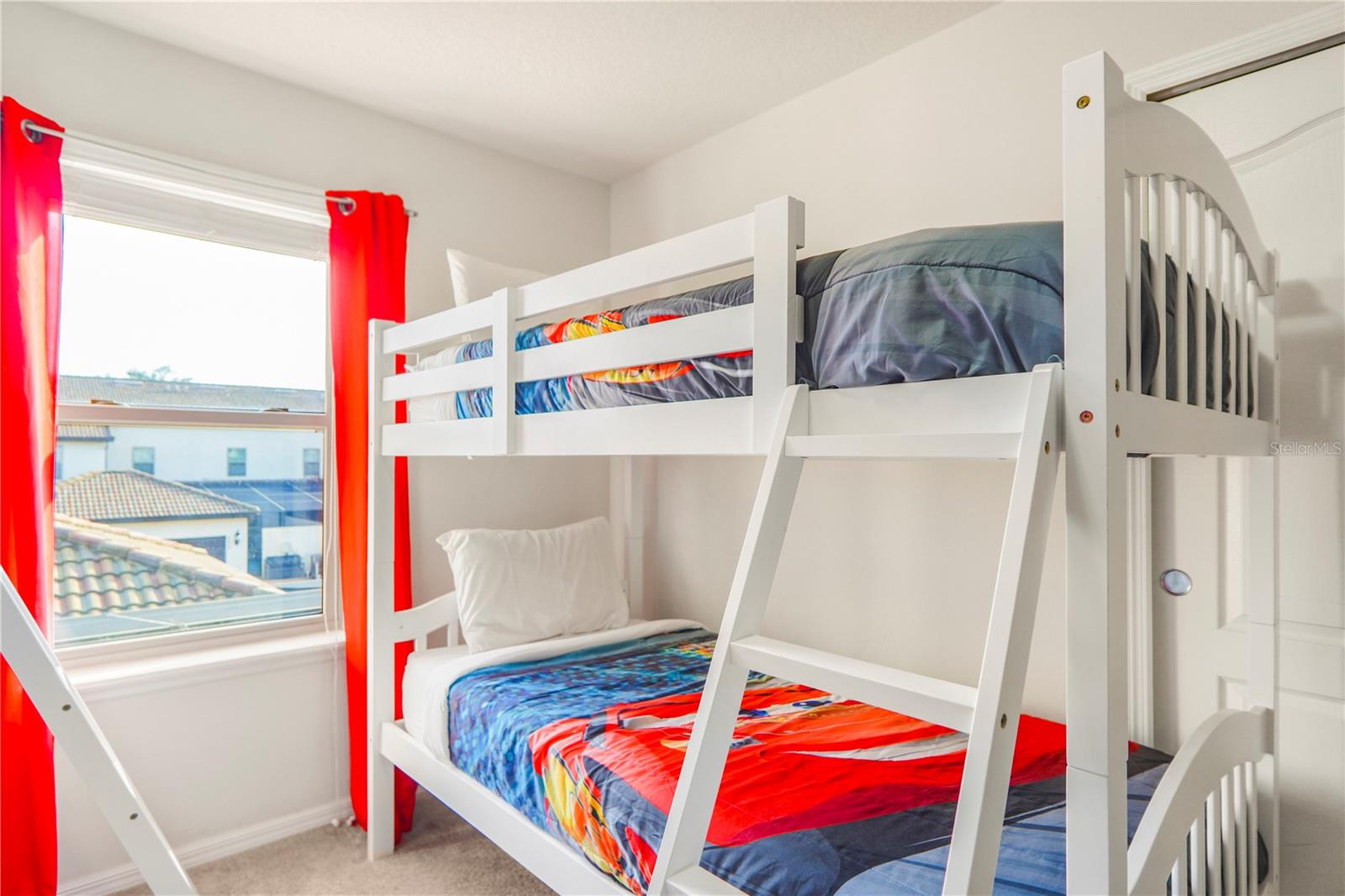 WINDSOR AT WESTSIDE PH 1 - Residential