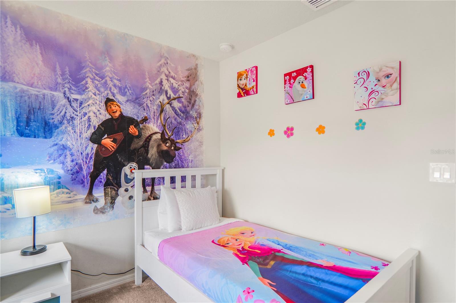 WINDSOR AT WESTSIDE PH 1 - Residential