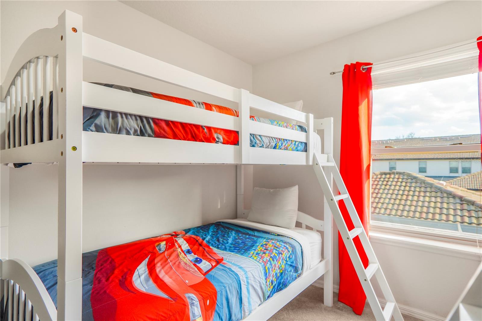 WINDSOR AT WESTSIDE PH 1 - Residential