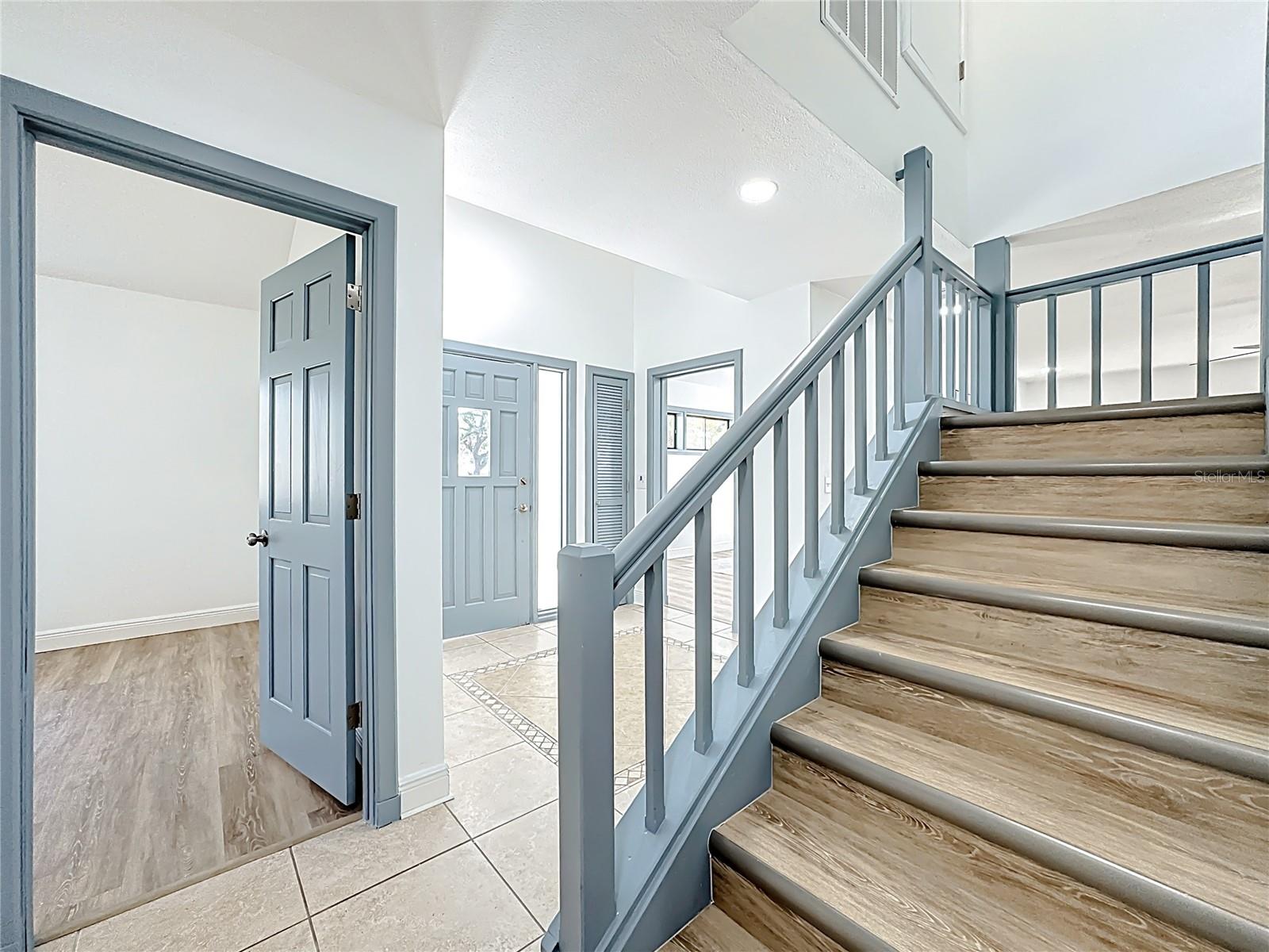 LAKE BINGHAM WOODS EAST - Residential