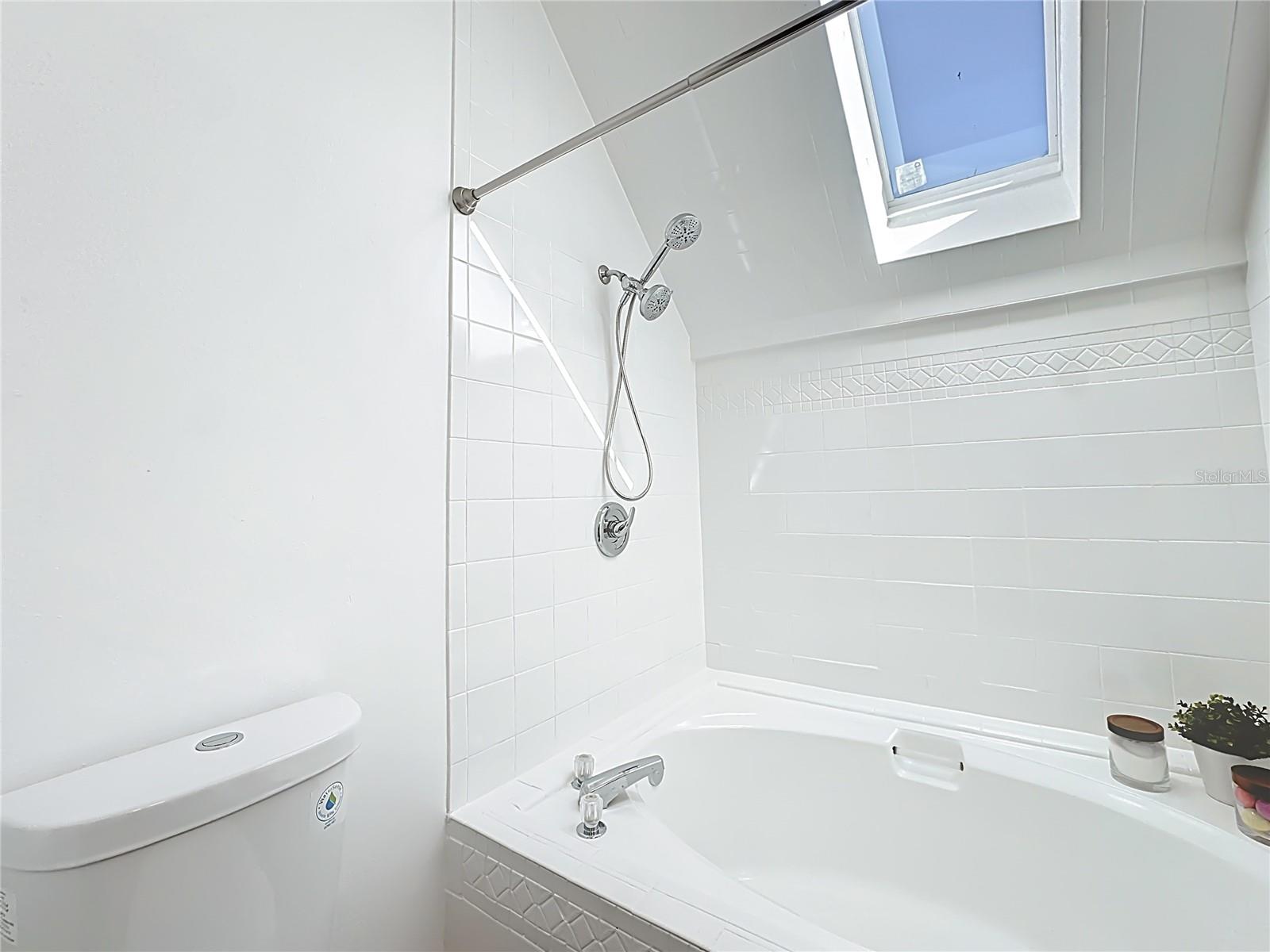 LAKE BINGHAM WOODS EAST - Residential