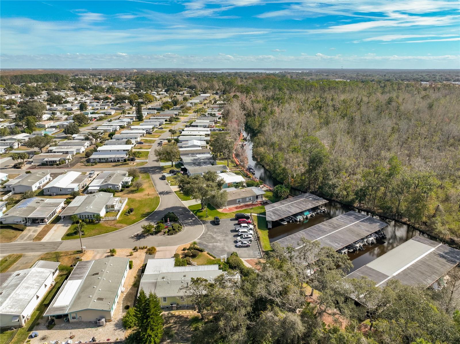 TAVARES FOX RUN MOBILE HOME - Residential