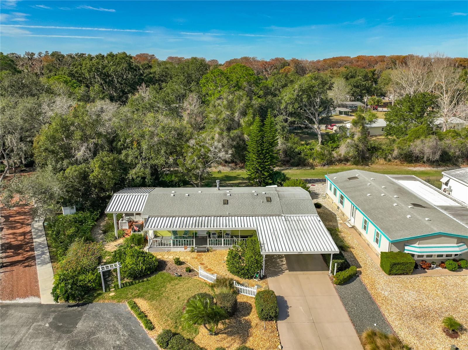 TAVARES FOX RUN MOBILE HOME - Residential