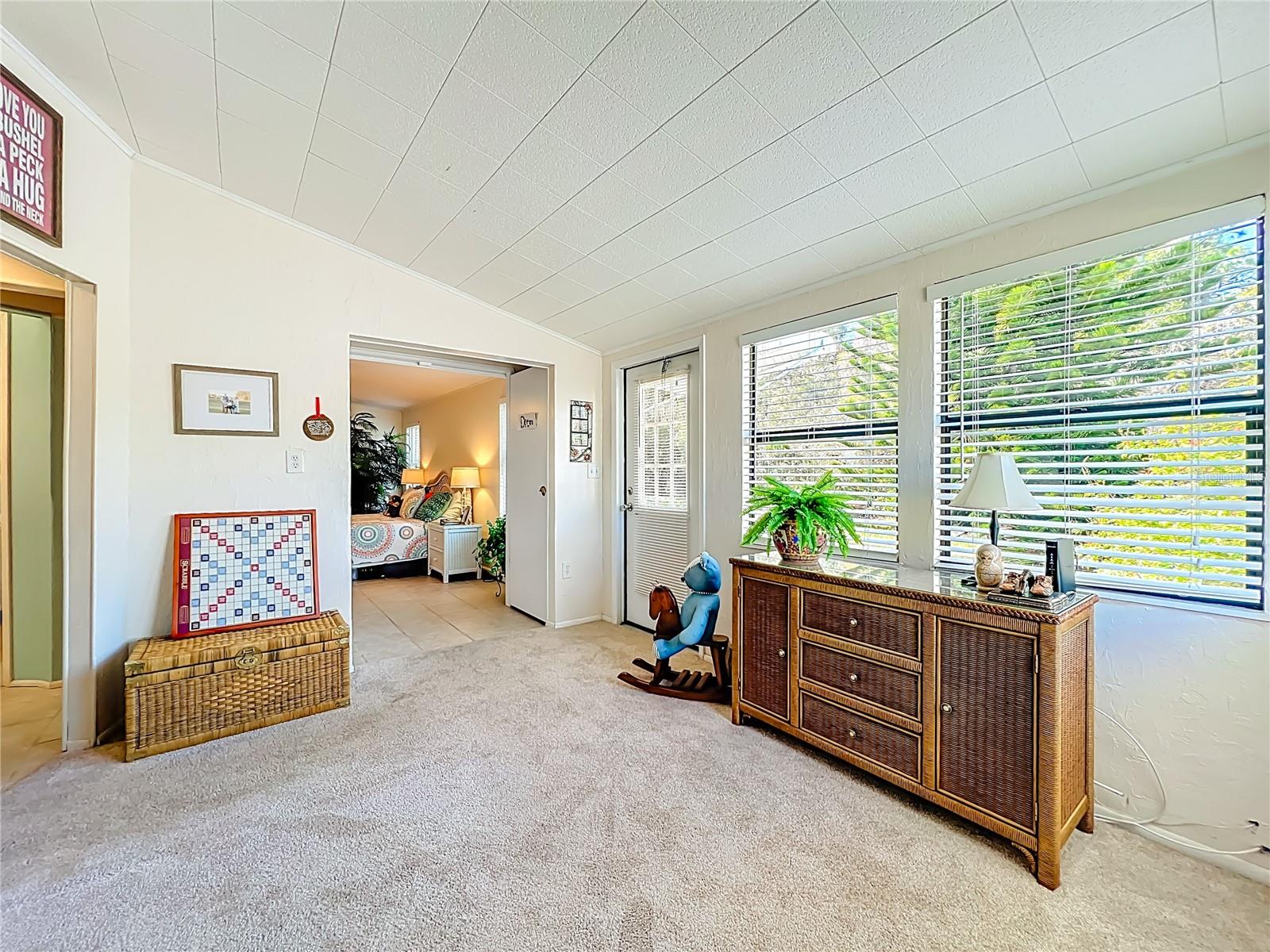 TAVARES FOX RUN MOBILE HOME - Residential