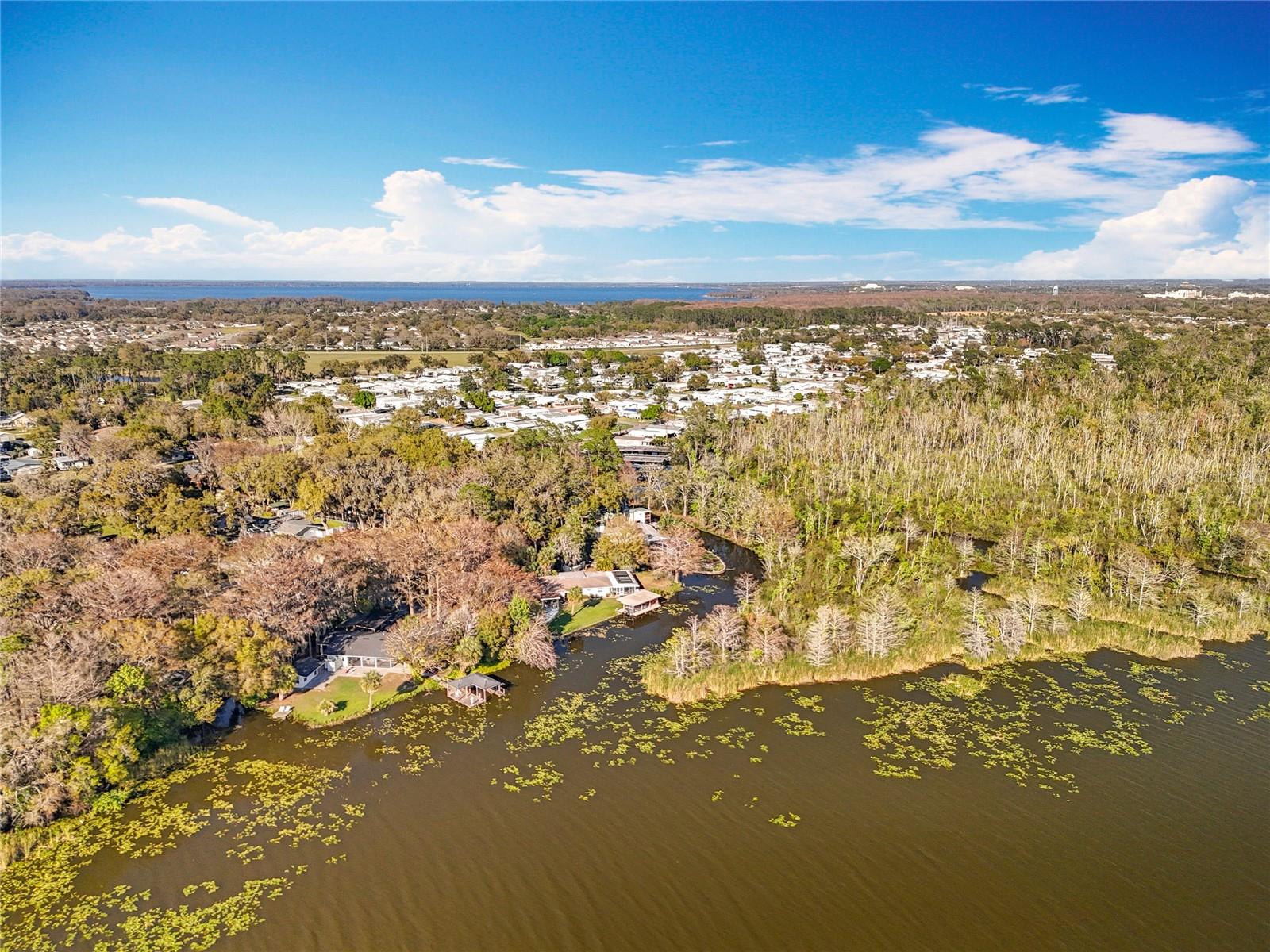 TAVARES FOX RUN MOBILE HOME - Residential