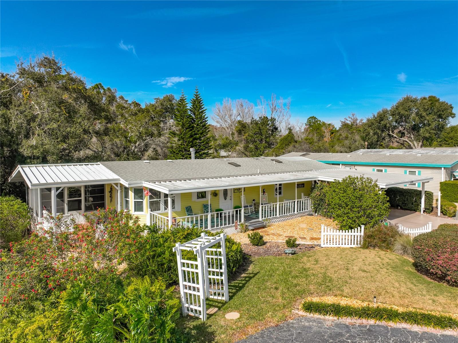 TAVARES FOX RUN MOBILE HOME - Residential