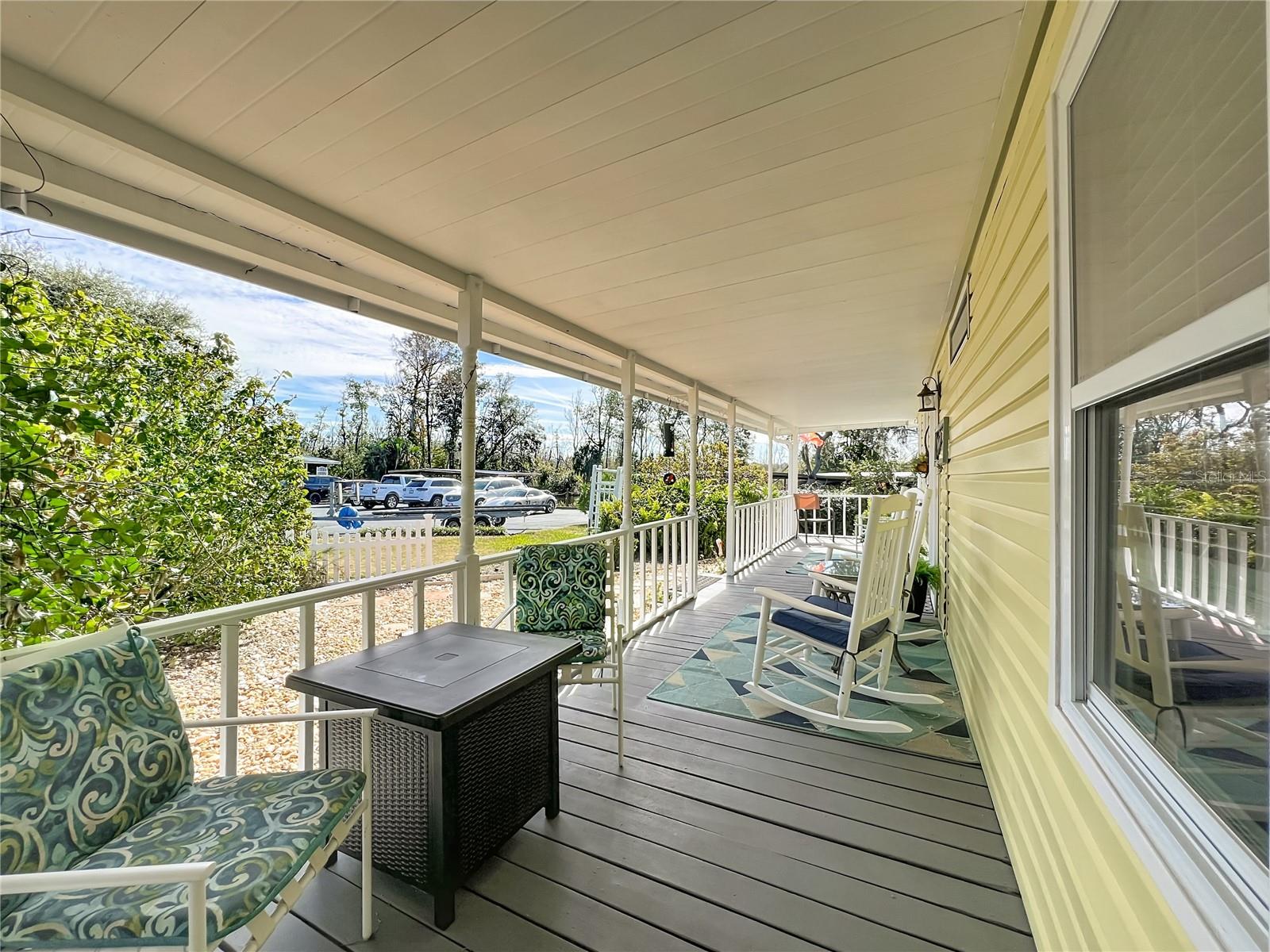 TAVARES FOX RUN MOBILE HOME - Residential