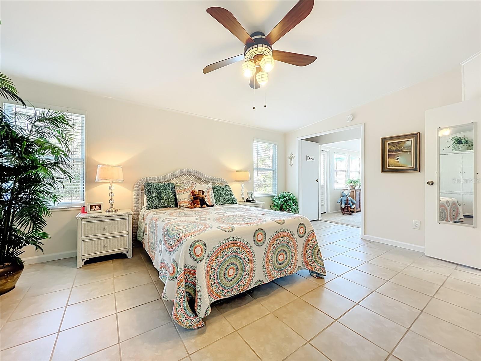 TAVARES FOX RUN MOBILE HOME - Residential