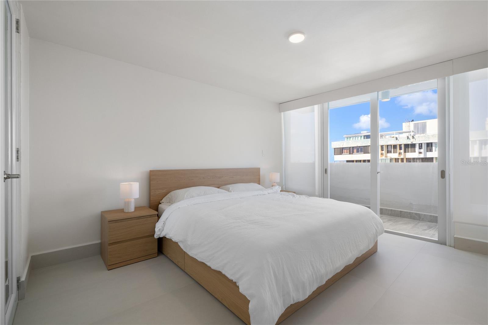 WALDORF TOWER CONDOMINIUM - Residential