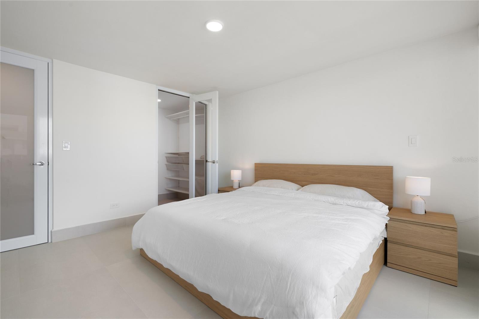 WALDORF TOWER CONDOMINIUM - Residential