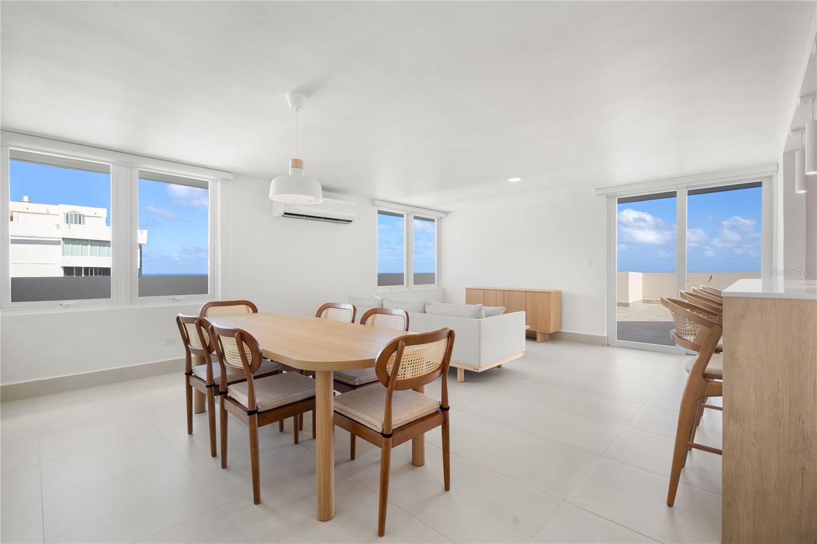 WALDORF TOWER CONDOMINIUM - Residential