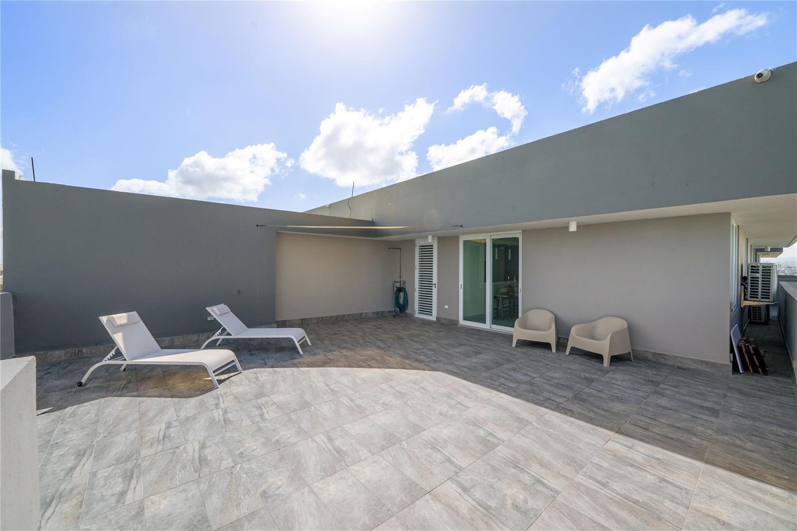 WALDORF TOWER CONDOMINIUM - Residential