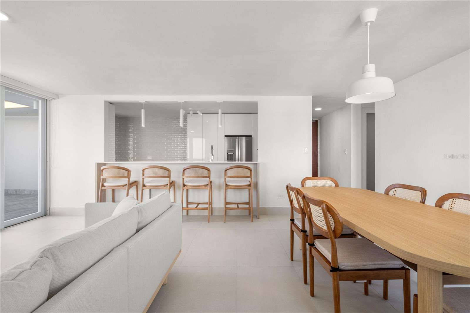 WALDORF TOWER CONDOMINIUM - Residential