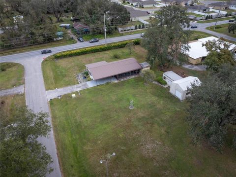 A home in LAKELAND