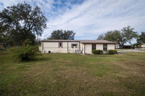 A home in LAKELAND