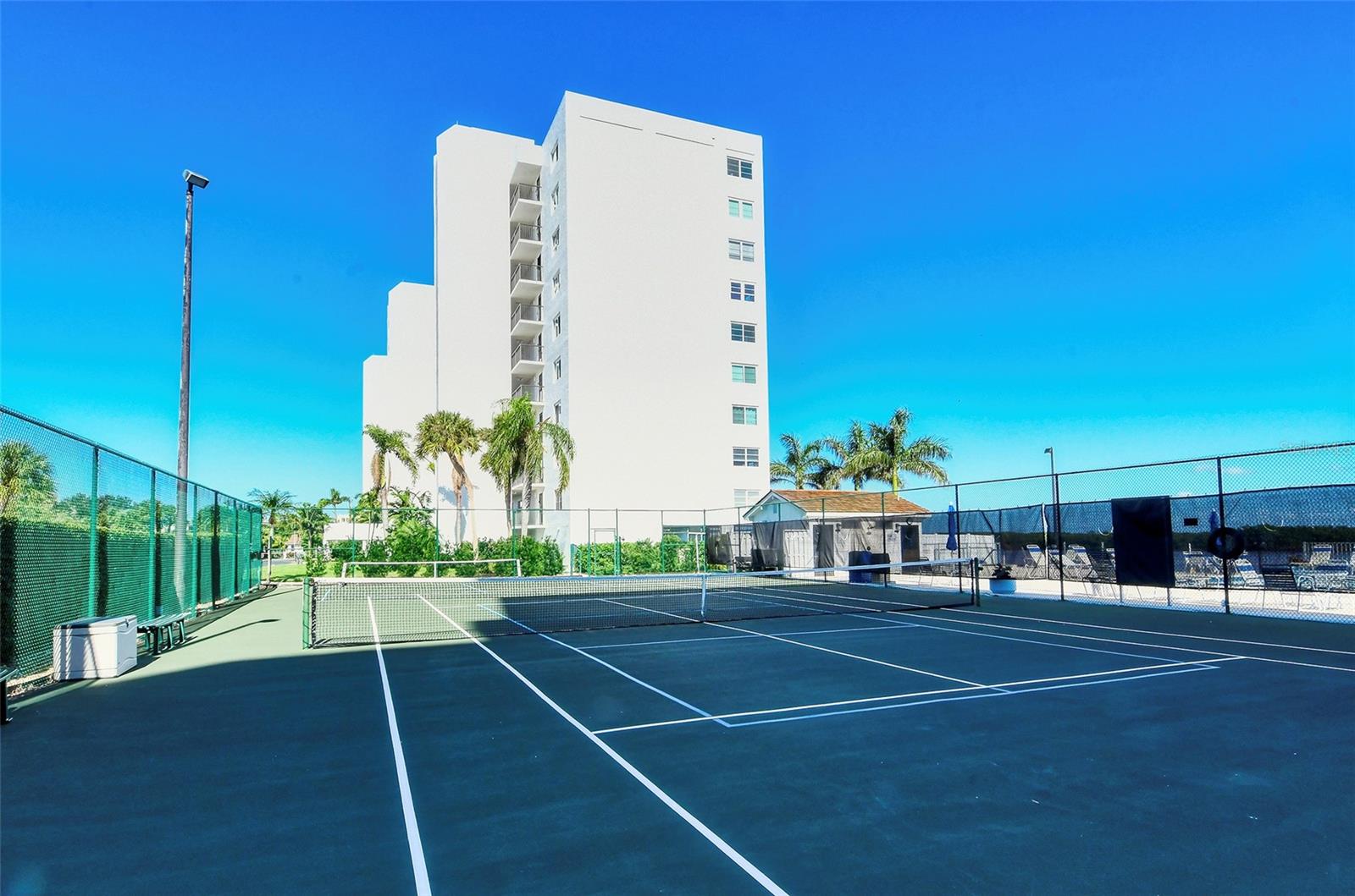 POINTE ON MIDNIGHT PASS - Residential