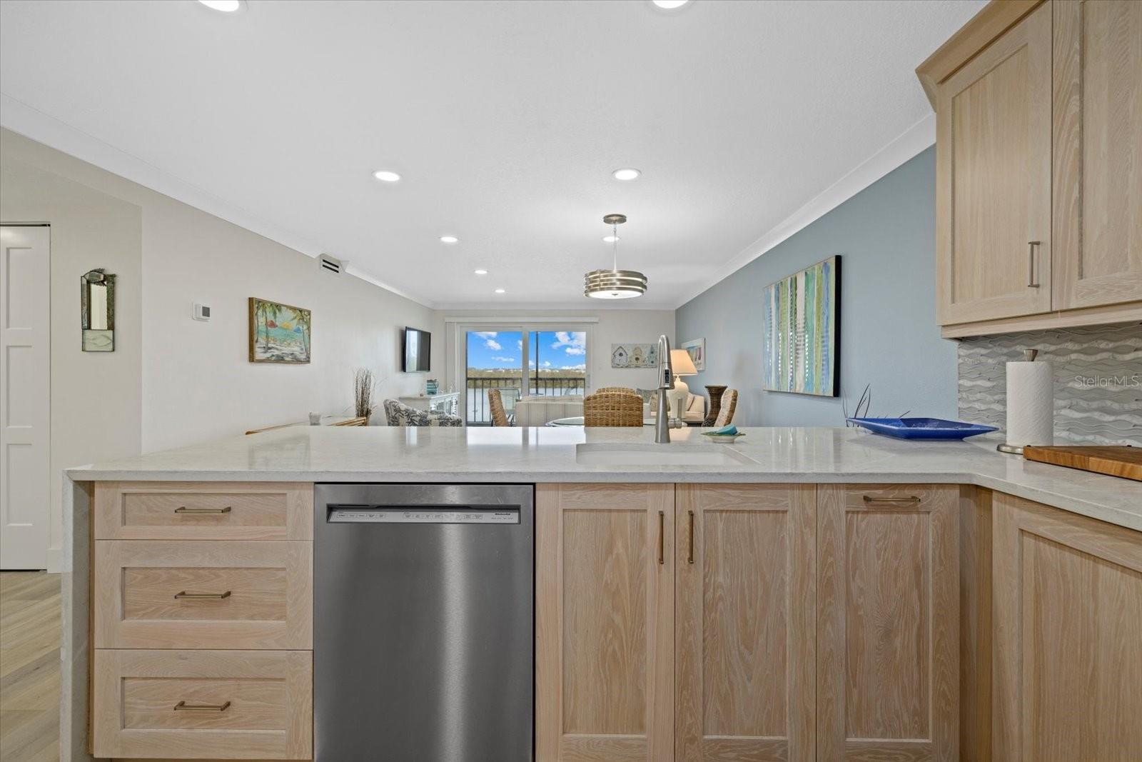 POINTE ON MIDNIGHT PASS - Residential