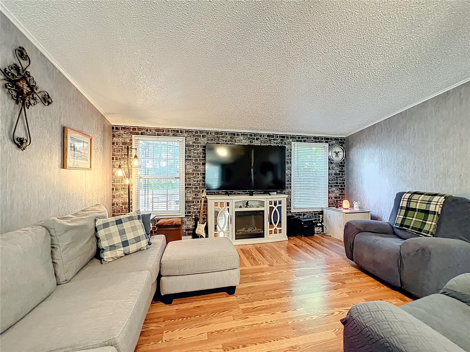 FELLOWSHIP ACRES - Residential