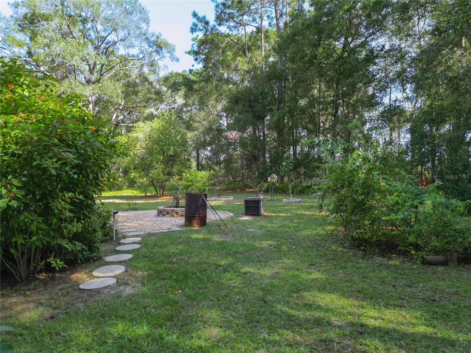 FELLOWSHIP ACRES - Residential