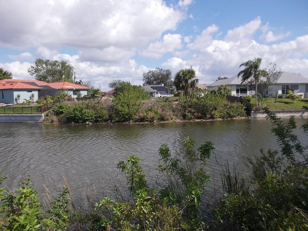 Photo of 1417 NW 9th Place, Cape Coral, FL 33993 (MLS # C7511045)