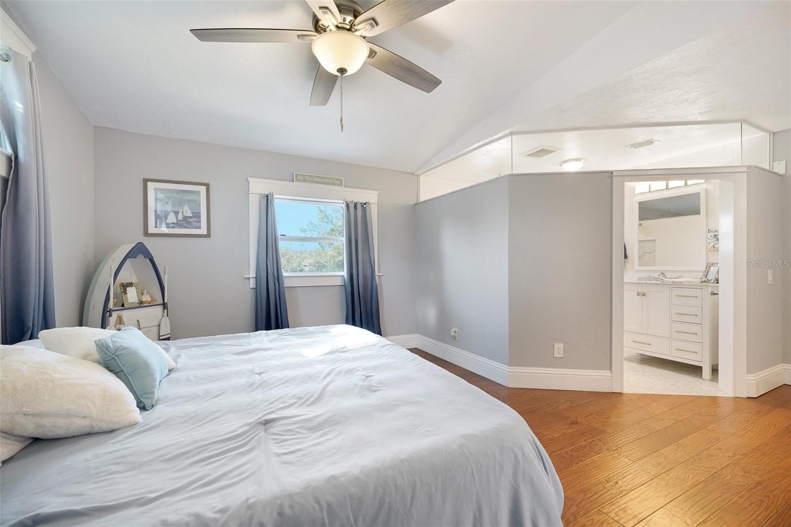 EAST DAYTONA - Residential