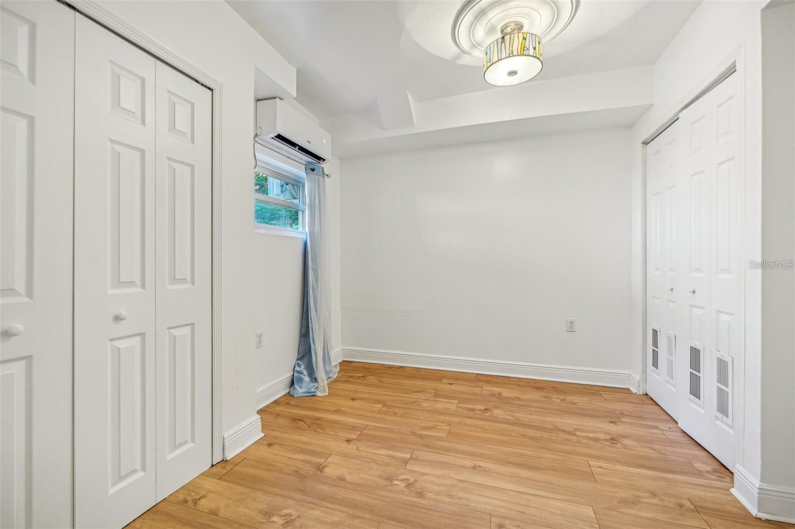 EAST DAYTONA - Residential