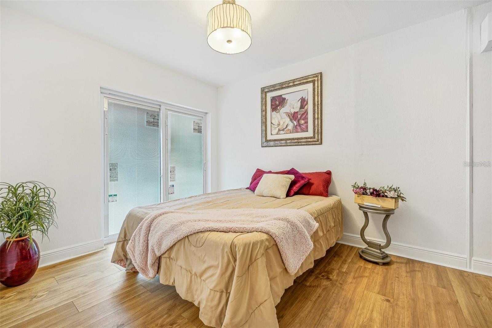 EAST DAYTONA - Residential