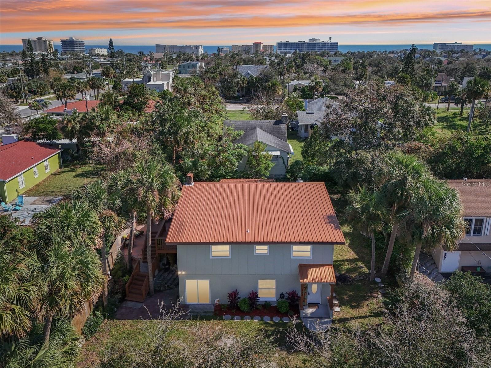EAST DAYTONA - Residential