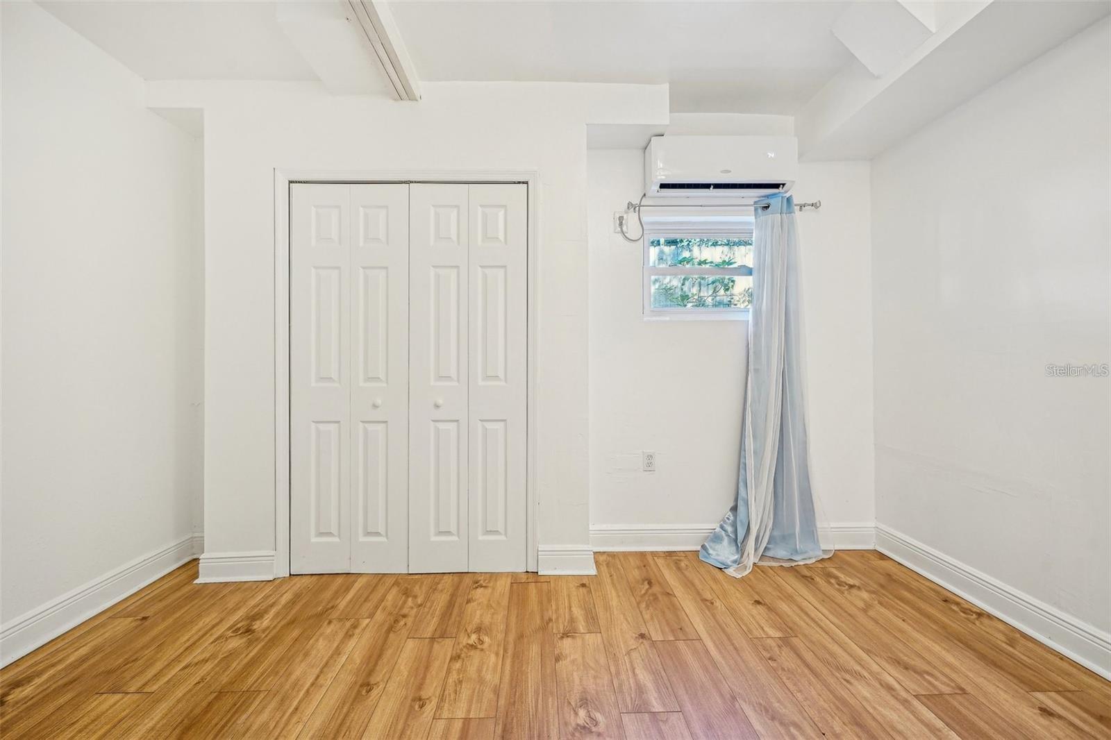 EAST DAYTONA - Residential