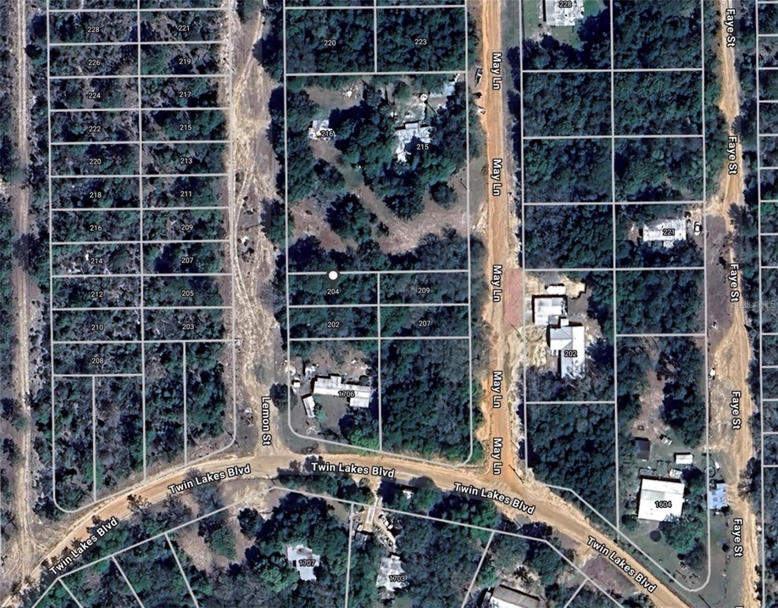 TROUT LAKE ESTATES - Land