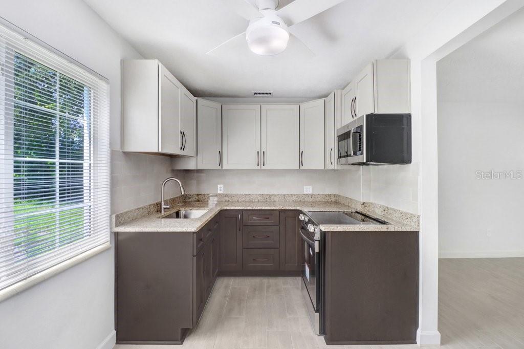 810 PATBUR AVENUE