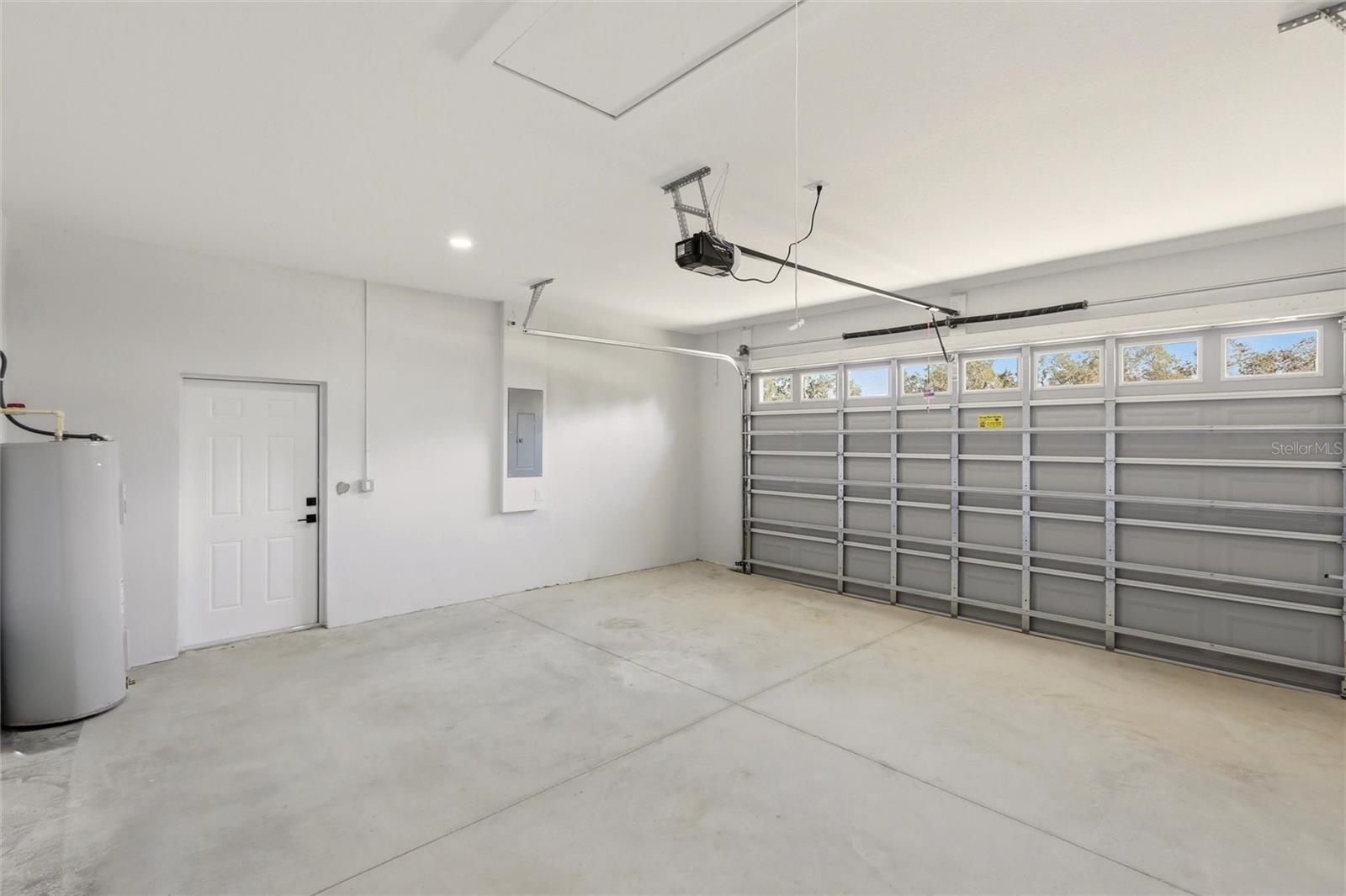 SEBRING COUNTRY ESTATES - Residential