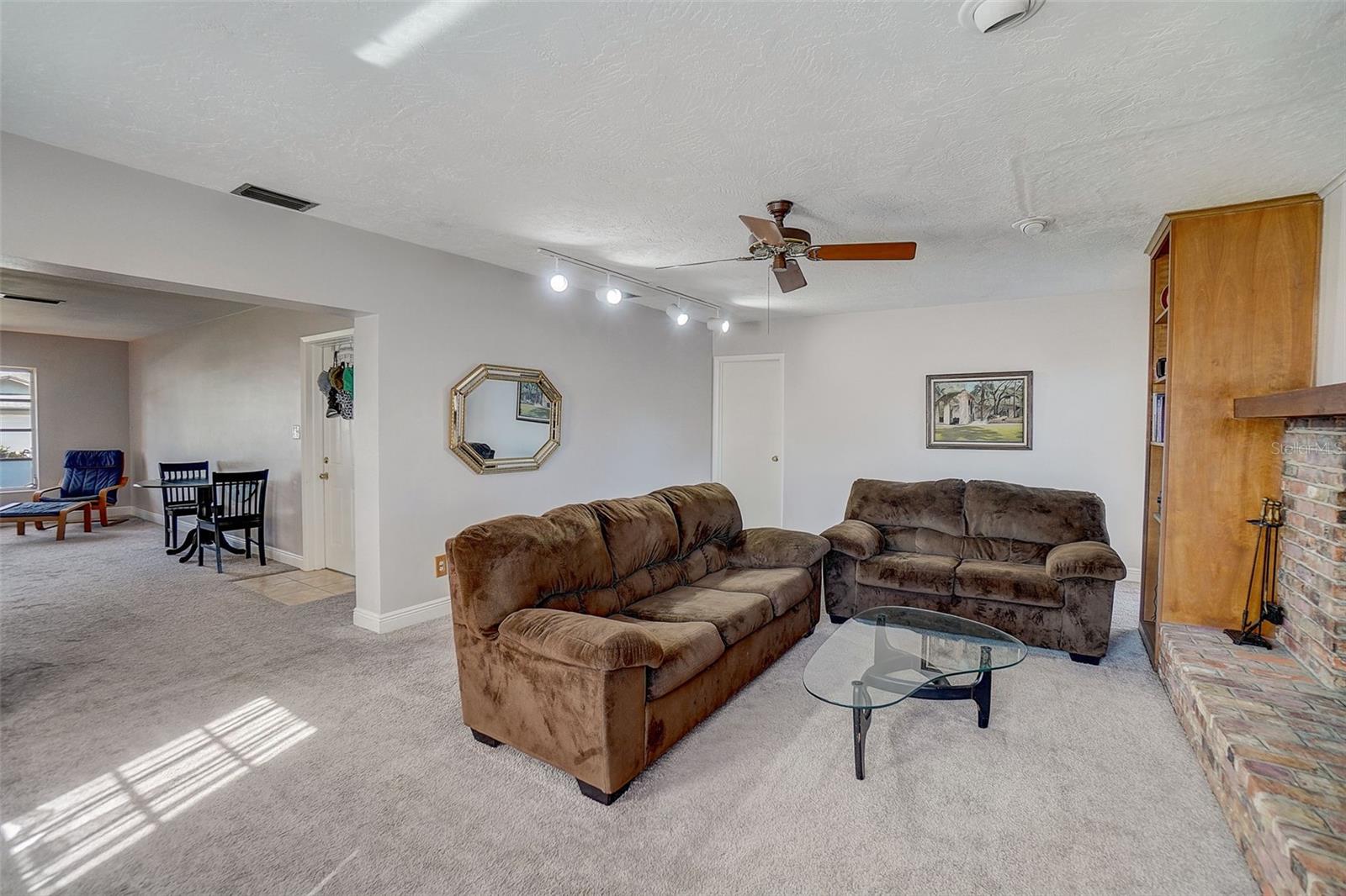 WOODMONT PARK ESTATES 1ST ADD - Residential