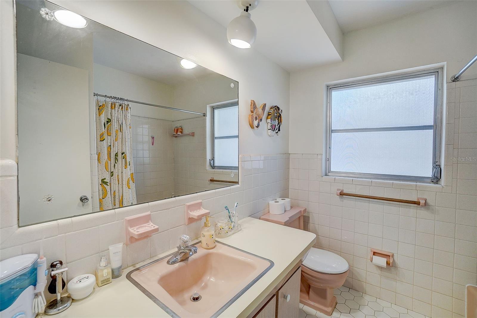 WOODMONT PARK ESTATES 1ST ADD - Residential