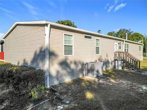 A home in HOMOSASSA