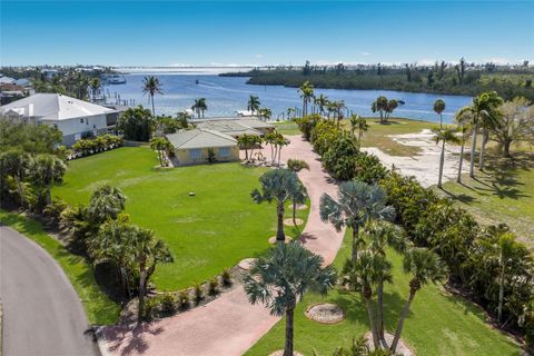 Photo of 90 Buccaneer Bend, Placida, FL 33946 (MLS # D6146570)