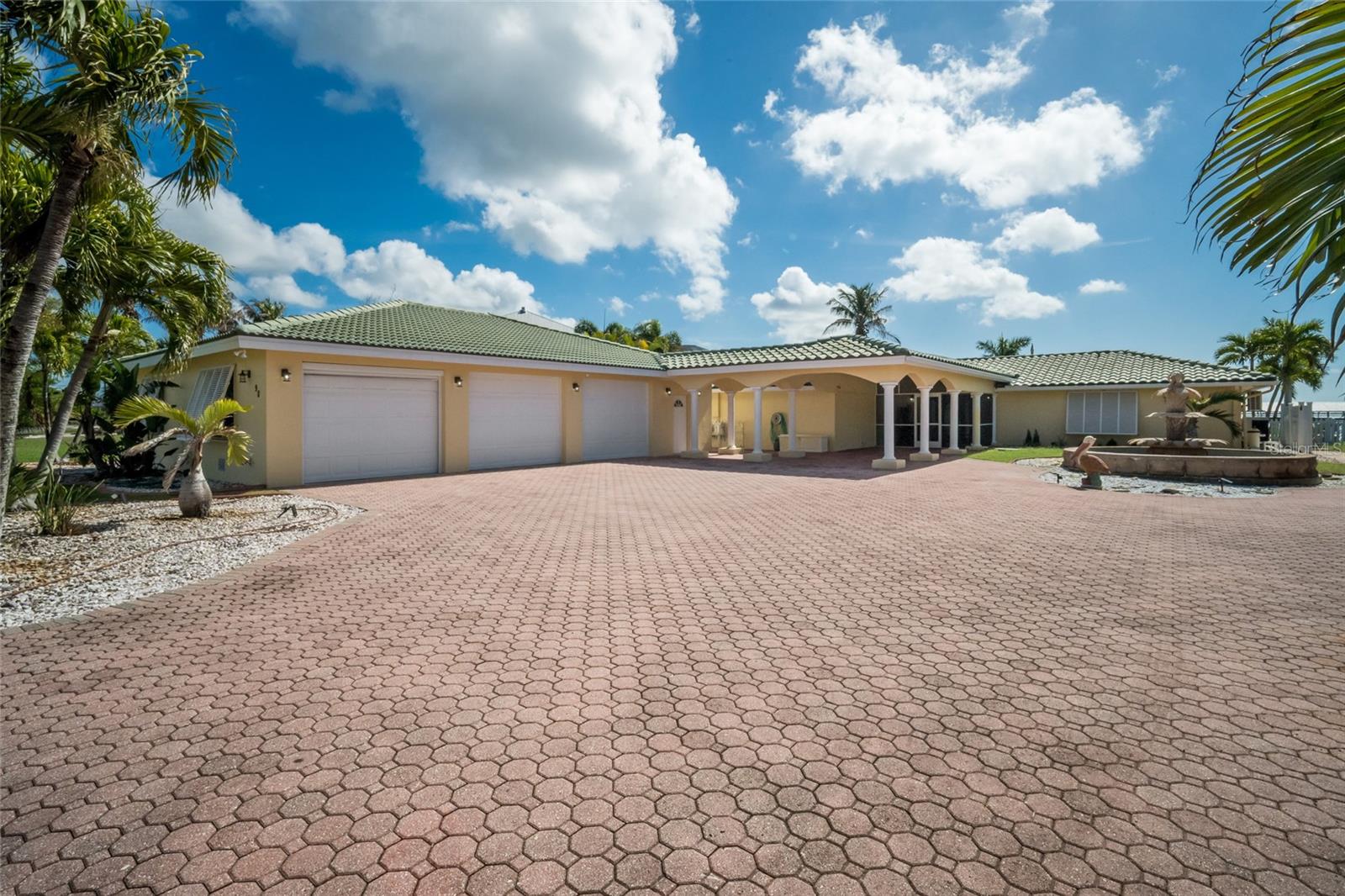 CAPE HAZE - Residential