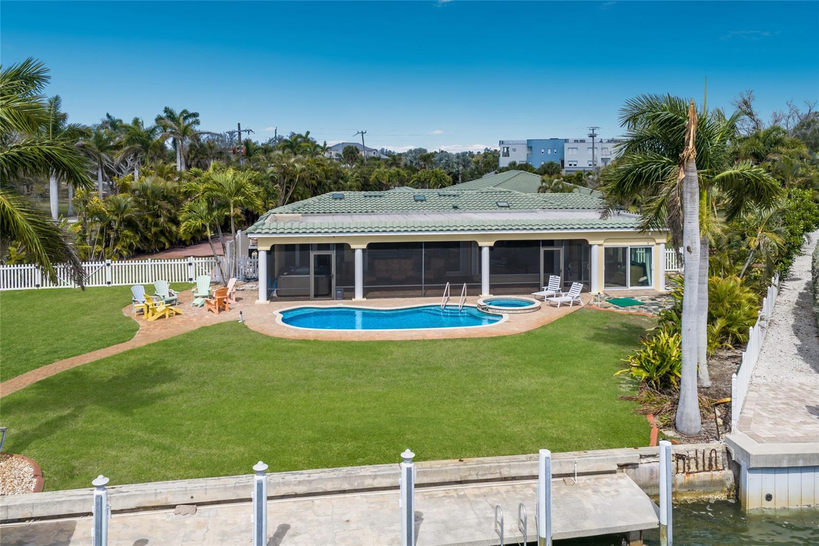 CAPE HAZE - Residential