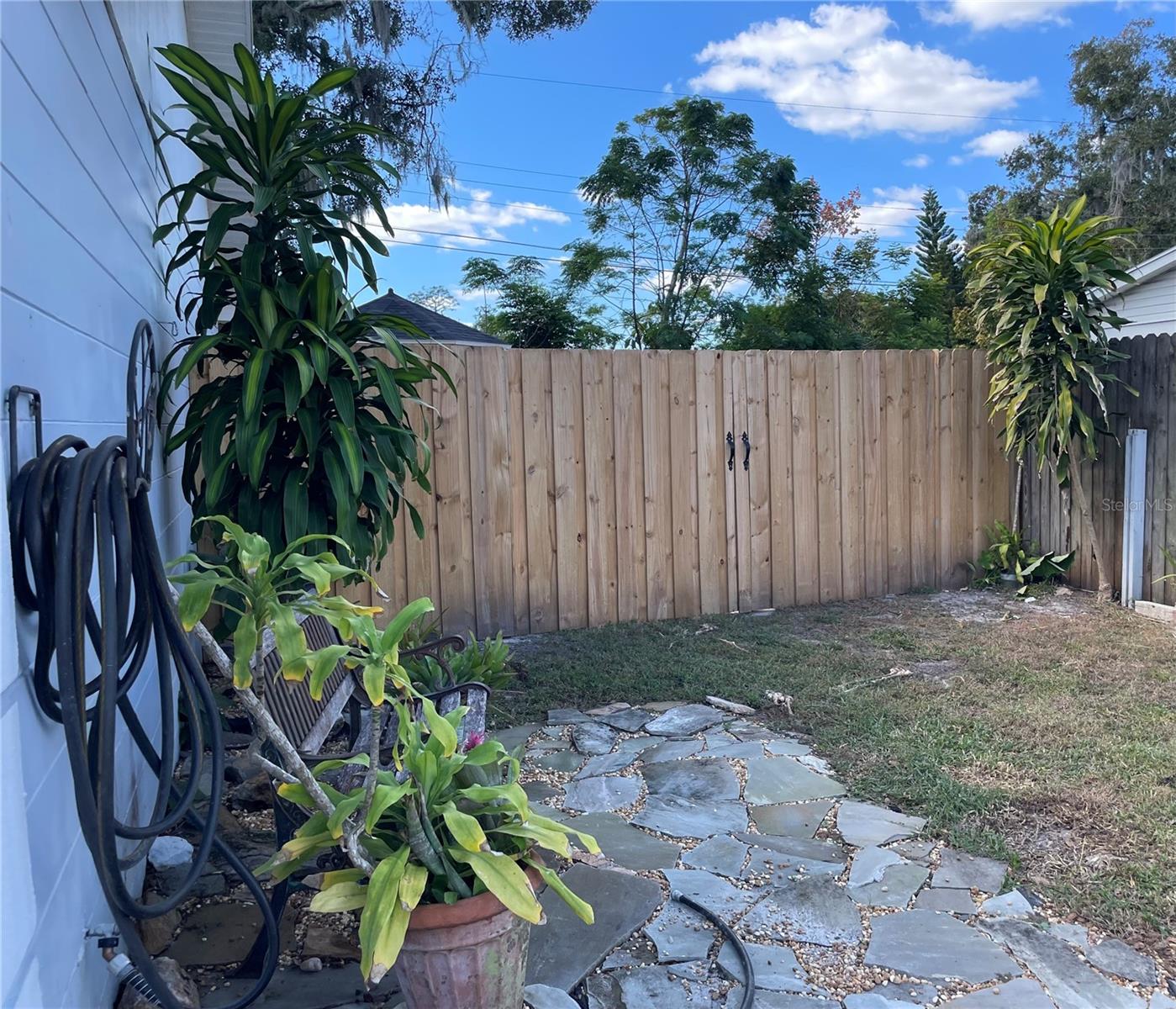 SUNLAKE PARK - Residential Lease