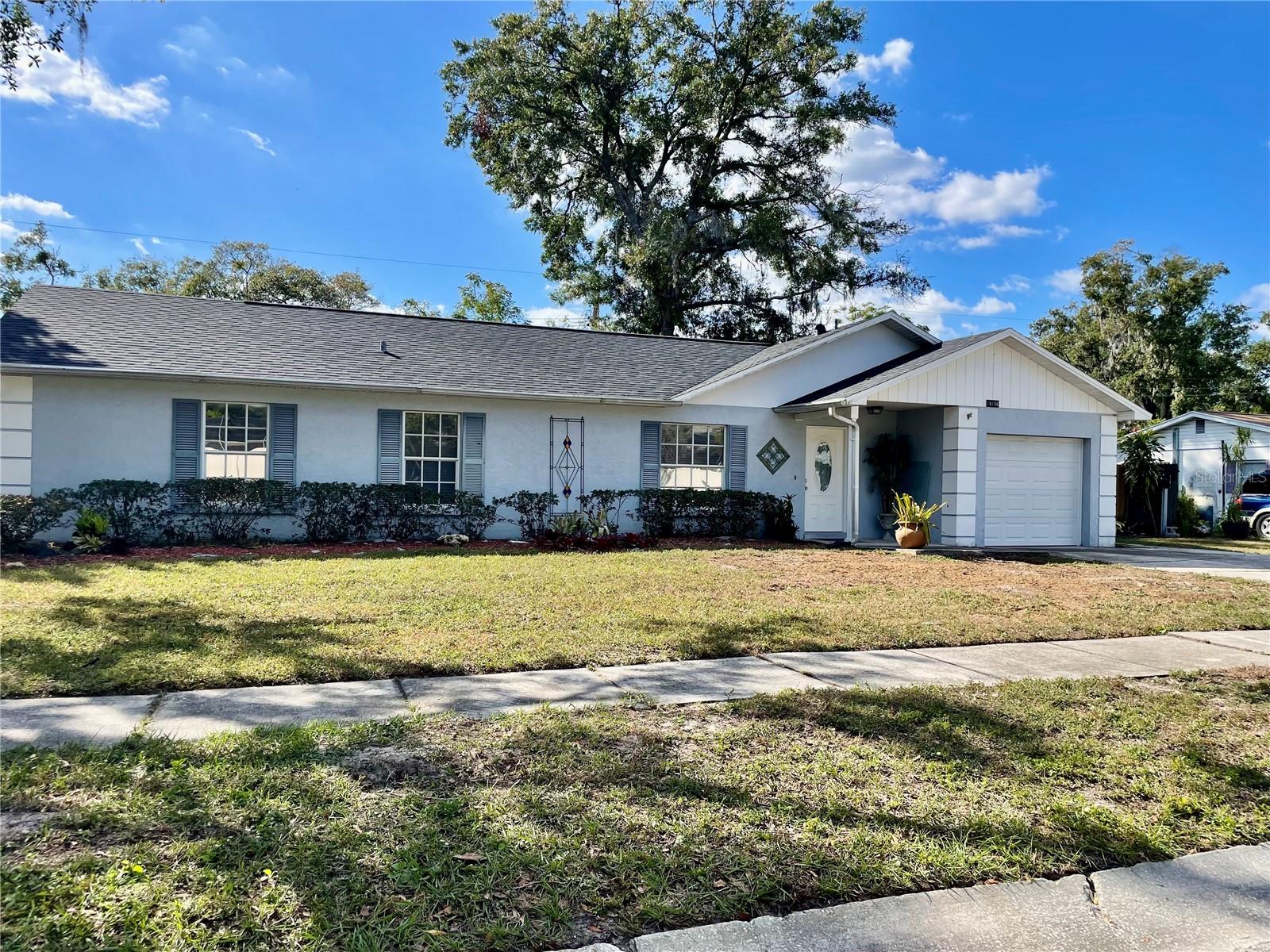 SUNLAKE PARK - Residential Lease