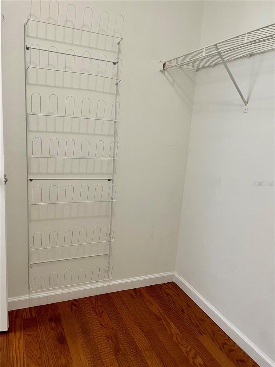 SUNLAKE PARK - Residential Lease