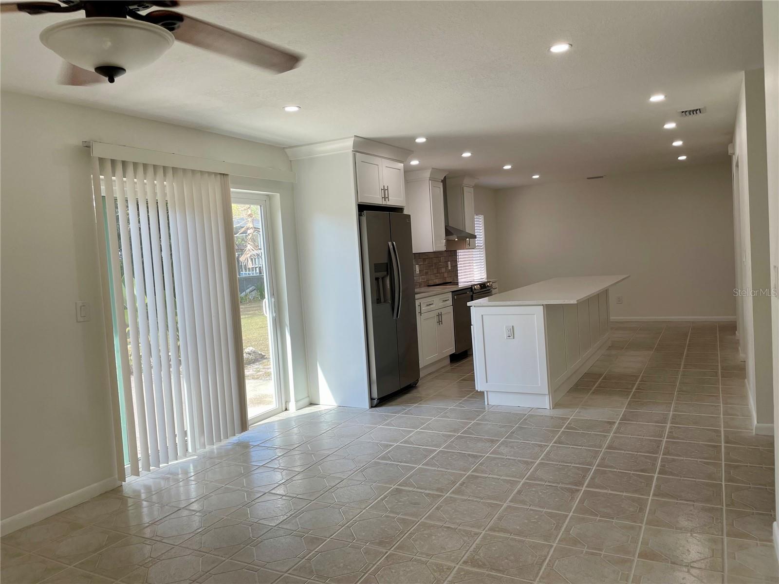 SUNLAKE PARK - Residential Lease