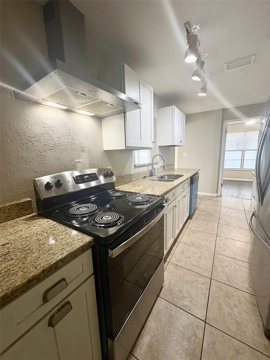 PURVIS & HARRIS 4TH ST ADD - Residential Lease