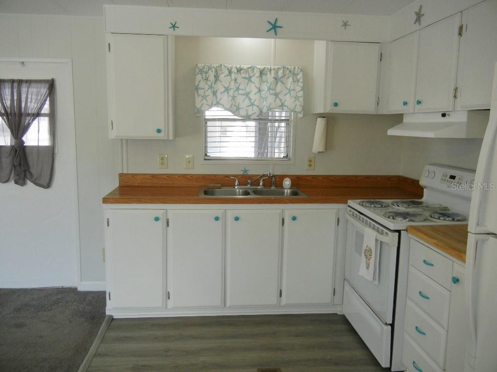 LES CHATEAU VILLA - Residential